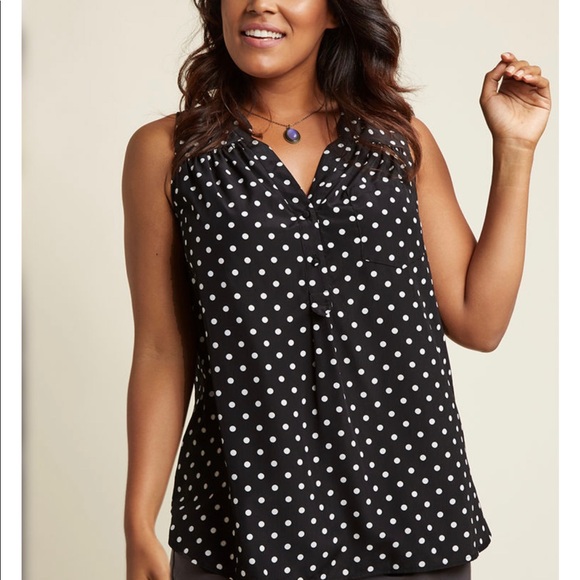 ModCloth Sleeveless Polk Dots Tunic Top - Picture 4 of 8